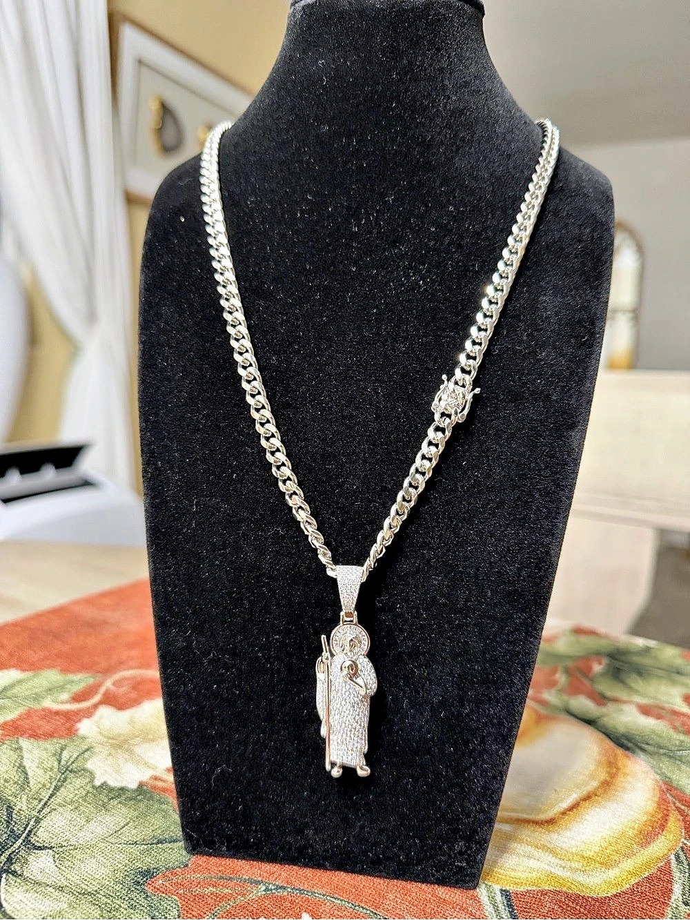 Saint Jude / San Judas iced out with 5a cz’s and Cuban necklace